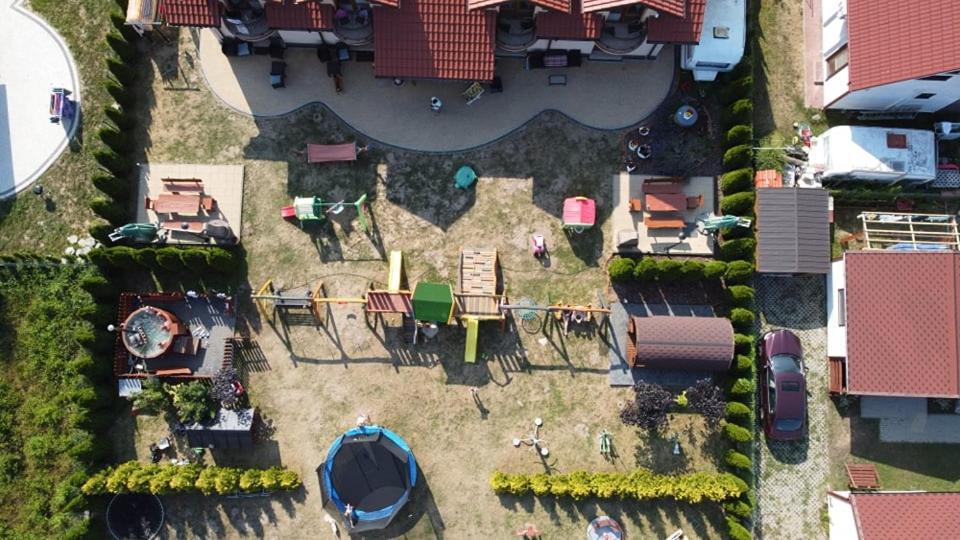 Villa Marcus Rowy  Buitenkant foto